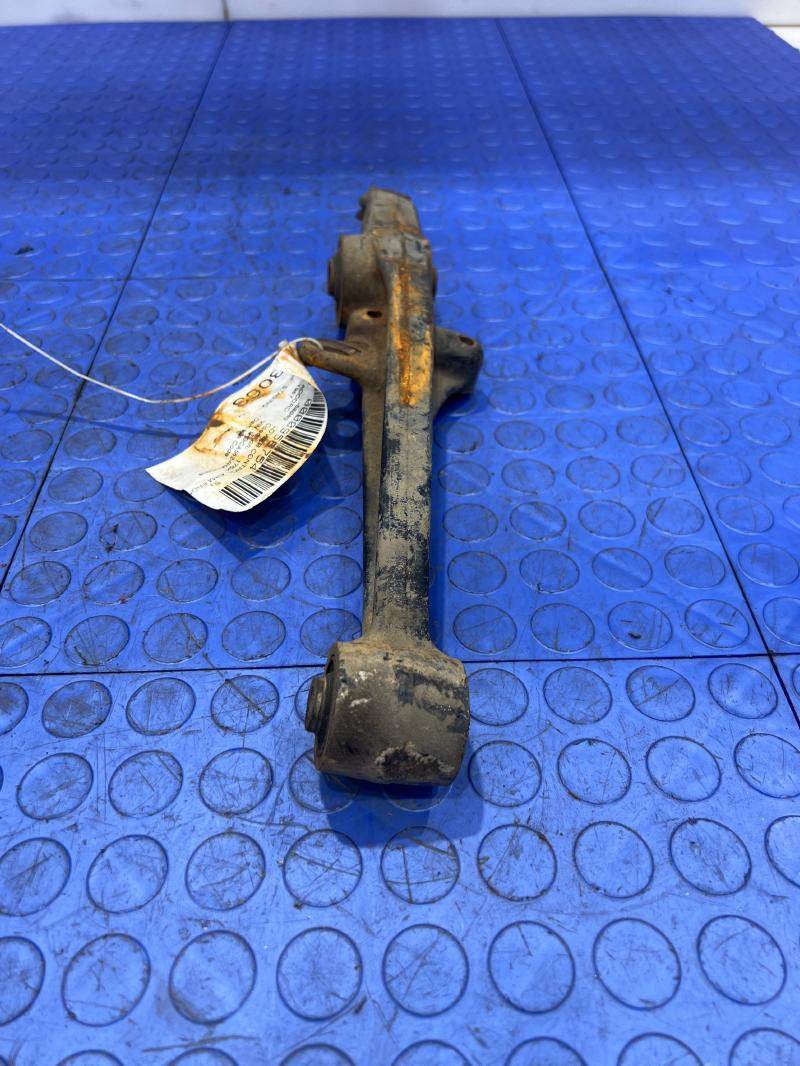 1986 - 1989 Honda Accord Front Lower Control Arm RH Passenger Side OEM 51355SE0010