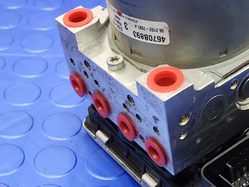 2022 Mitsubishi Eclipse Cross ABS Anti Lock Brake Pump Modulator Assembly OEM 4670B893