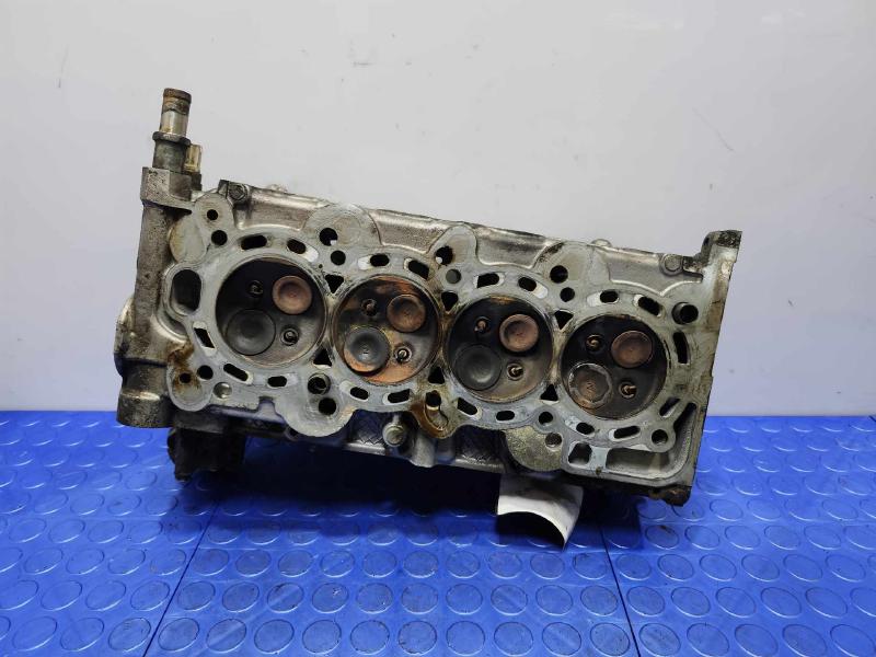2005 Honda Civic Cylinder Head