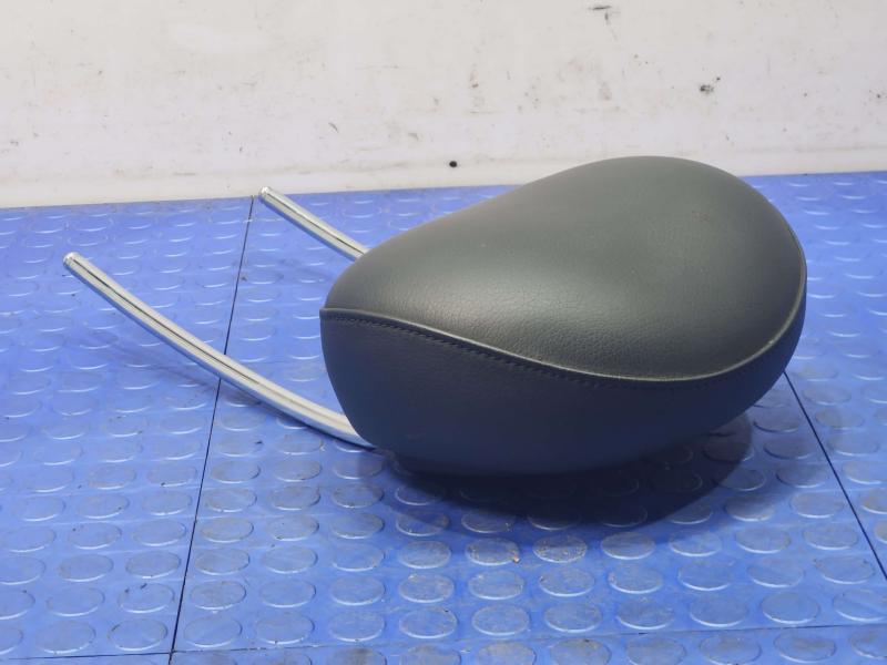2006 Mercedes CLS-Class Headrest