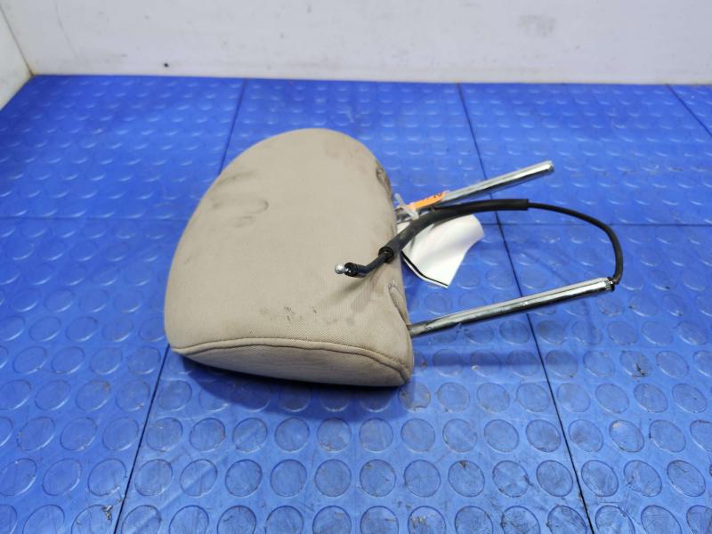 2016 Kia Sedona Headrest