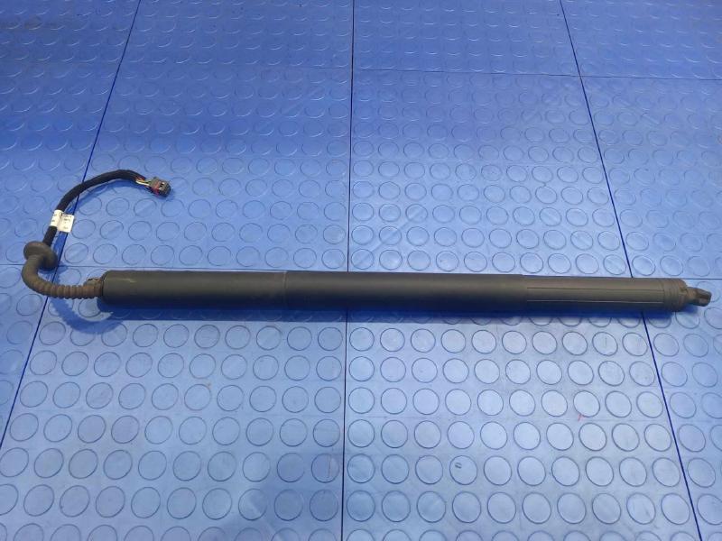 2018 Volkswagen Atlas Decklid Power Lift Strut Motor Genuine OEM 3CN827851A