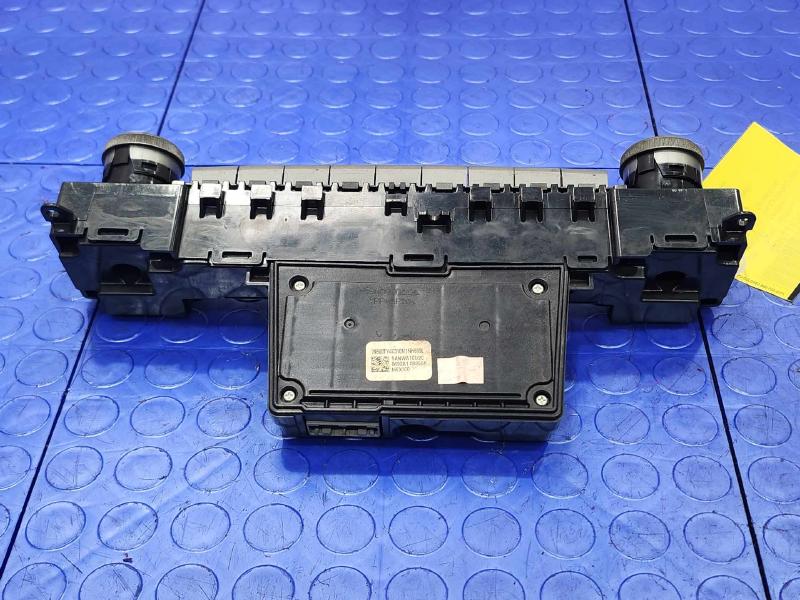 2012 Honda Crosstour Heater A/C Control