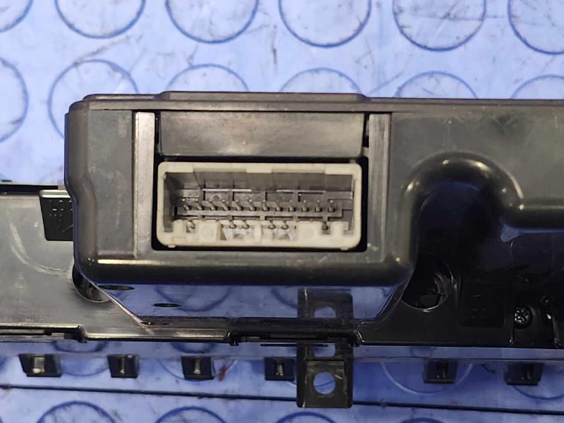 2012 Honda Crosstour Heater A/C Control
