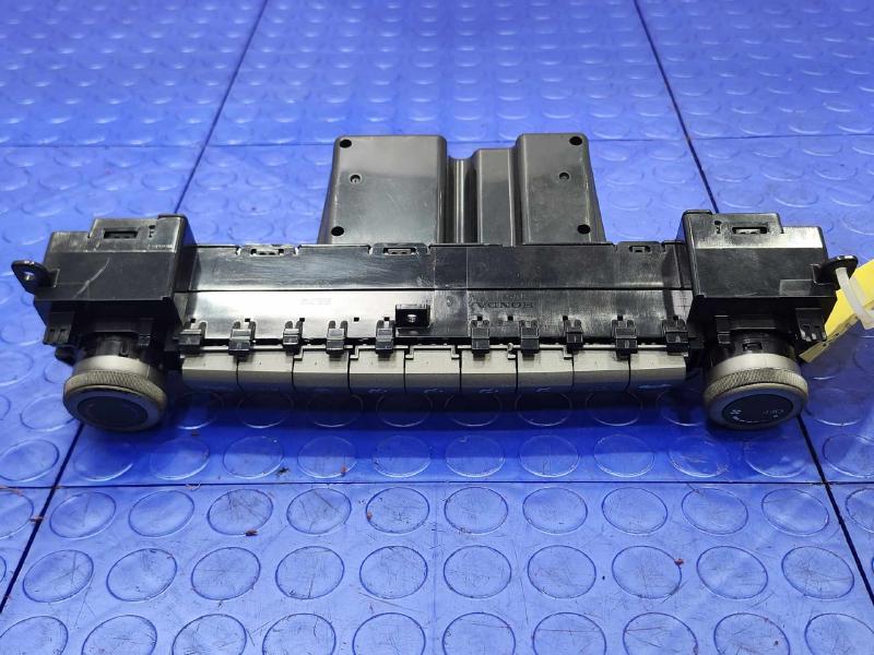 2012 Honda Crosstour Heater A/C Control
