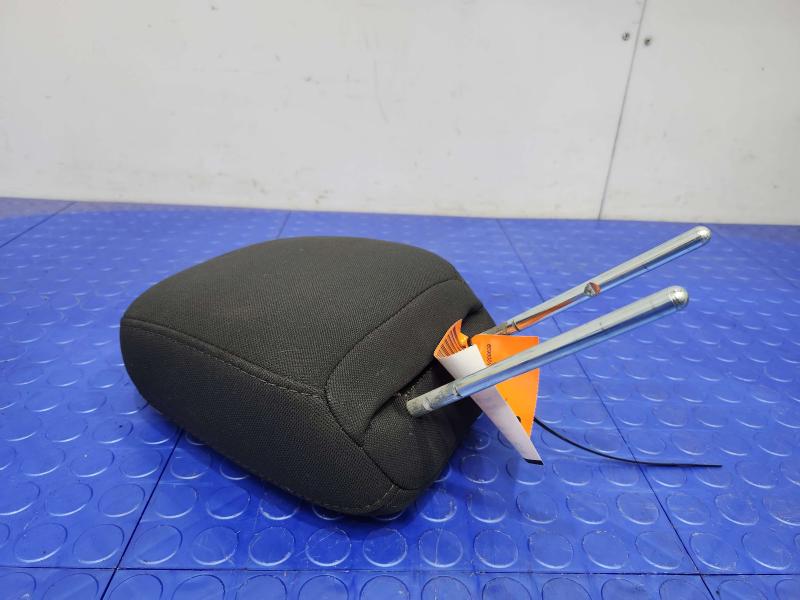 2012 Jeep Liberty Headrest