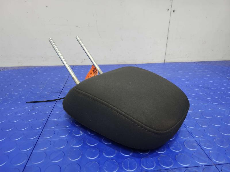 2012 Jeep Liberty Headrest