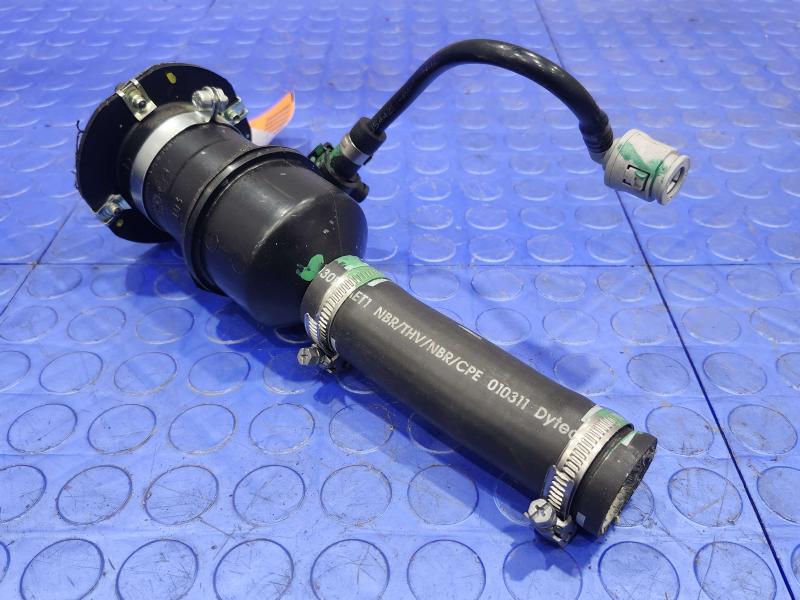 2011 Maserati Quattroporte Fuel Filler Neck