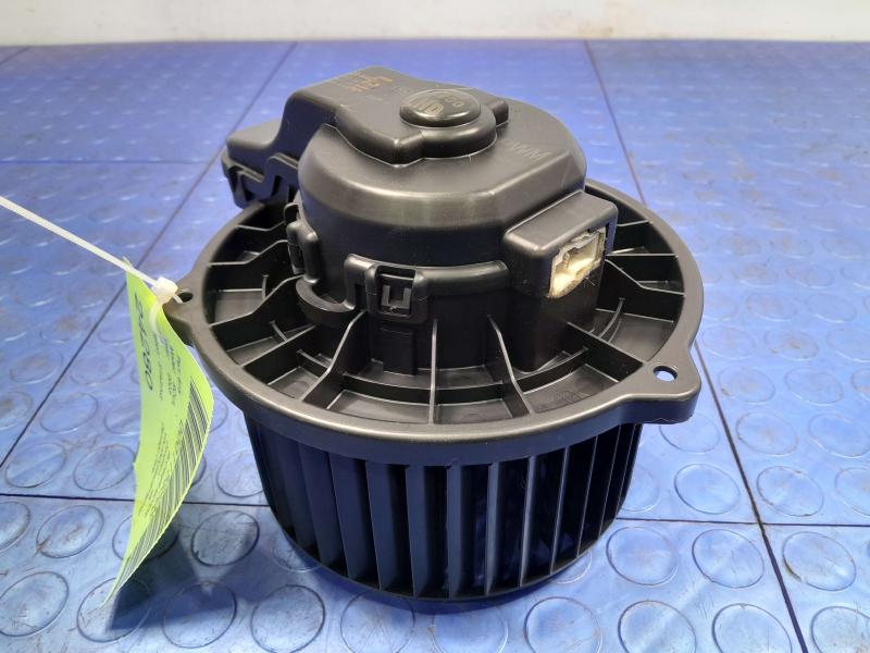 2020-2024 Kia Soul Heater AC Blower Motor Assembly Genuine OEM 97113H8000
