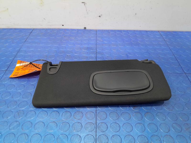 2015 Chrysler 200 Sun Visor Right Passenger Side w/o Illumination Black OEM 1WJ02DX9AD,RH