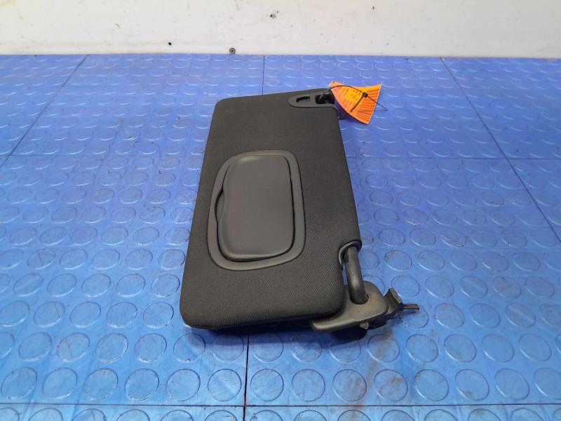 2015 Chrysler 200 Sun Visor Right Passenger Side w/o Illumination Black OEM 1WJ02DX9AD,RH