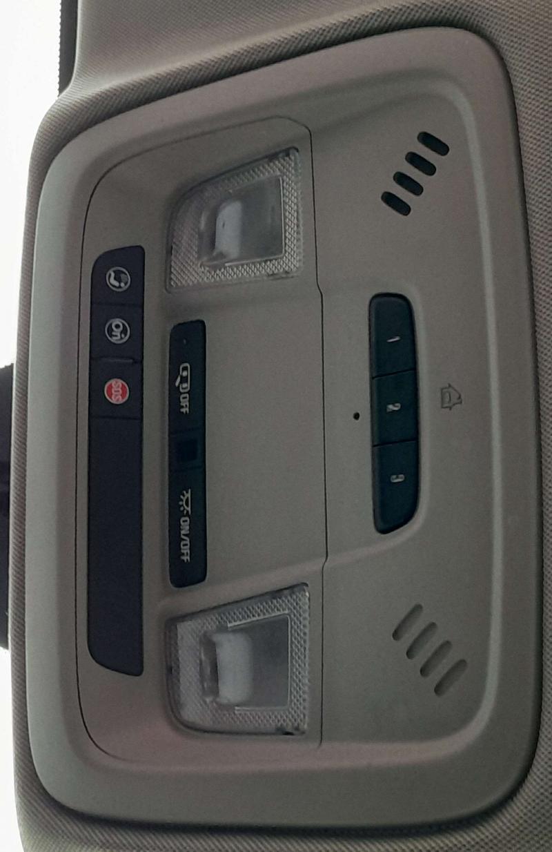 2017 Buick LaCrosse Front Console