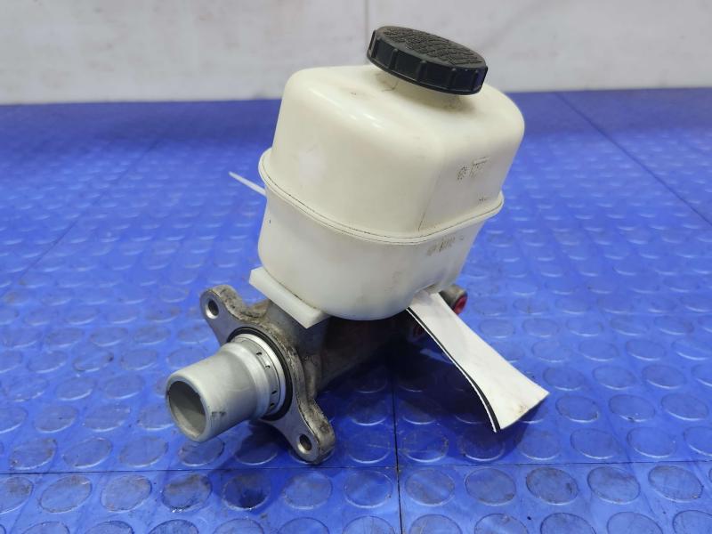 2011-2013 Ford F-150 Brake Master Cylinder Assembly Genuine OEM DL3Z2140A