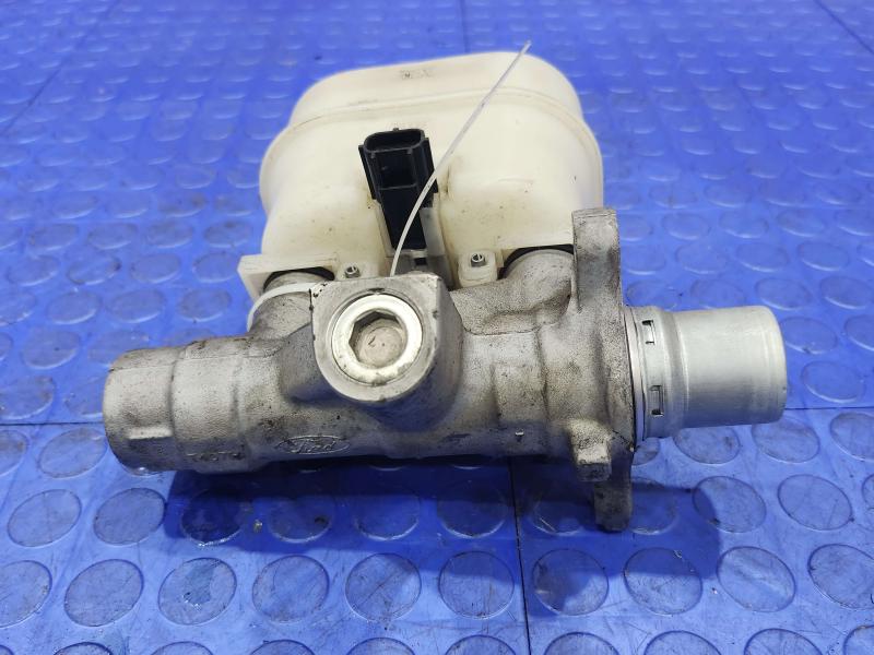 2011-2013 Ford F-150 Brake Master Cylinder Assembly Genuine OEM DL3Z2140A