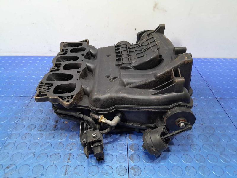 2017 Kia Sedona Intake Manifold