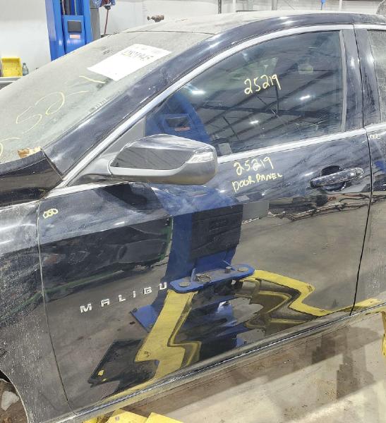 2018 Chevrolet Malibu Front Door