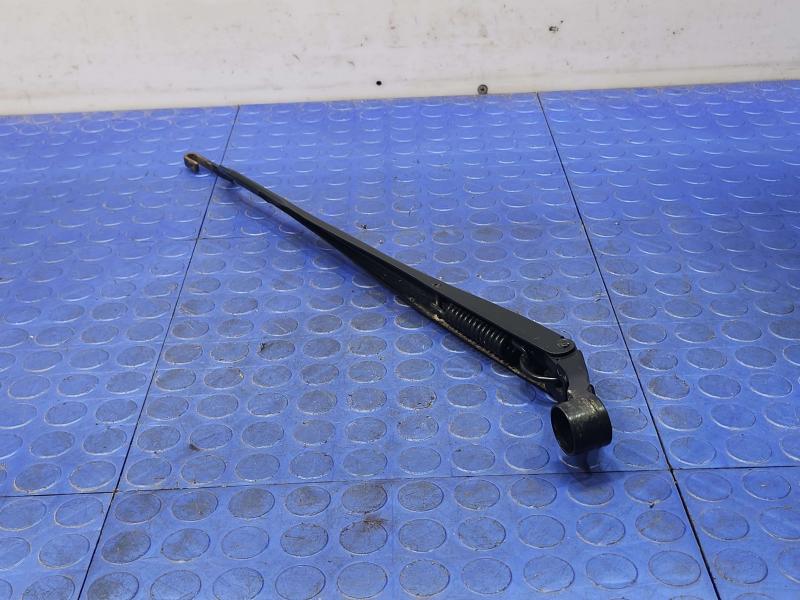 2014 Toyota Prius Wiper Arm