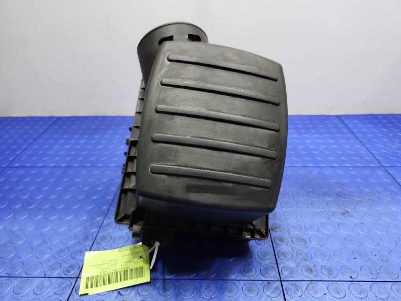 2011-2024 Dodge Durango Engine Air Cleaner Box Assembly Genuine OEM 68084277AA 68084276AA