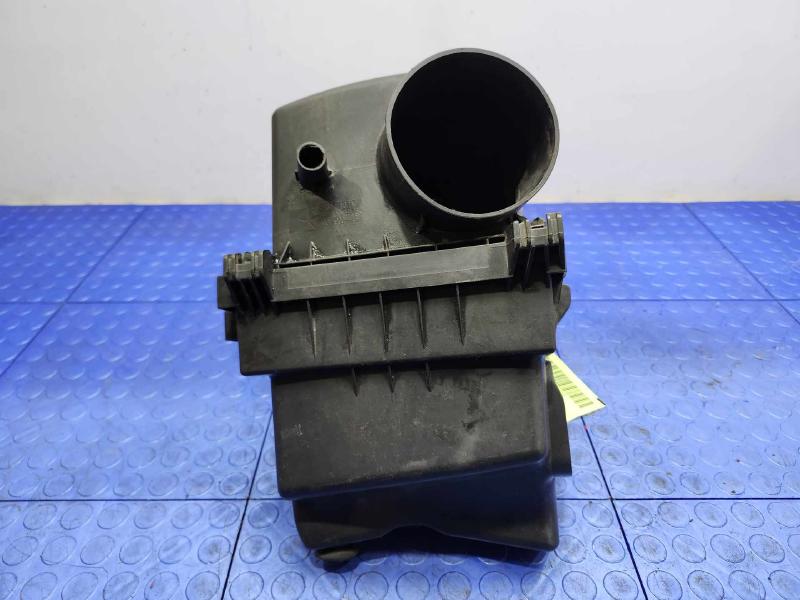 2011-2024 Dodge Durango Engine Air Cleaner Box Assembly Genuine OEM 68084277AA 68084276AA