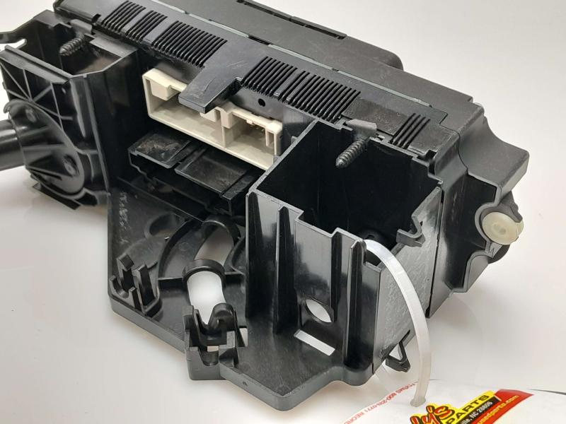 2008 Volkswagen Golf GTI Heater A/C Control