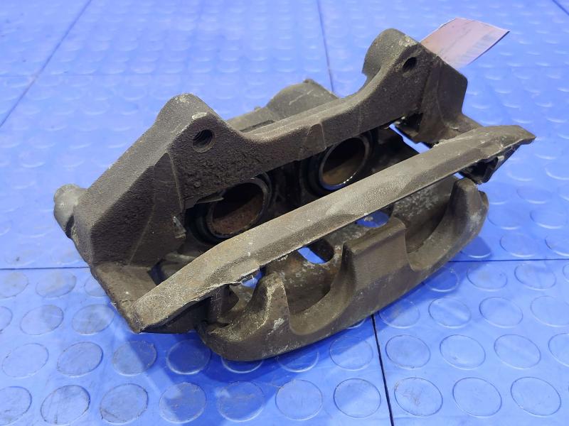 2014 Ford Explorer Caliper