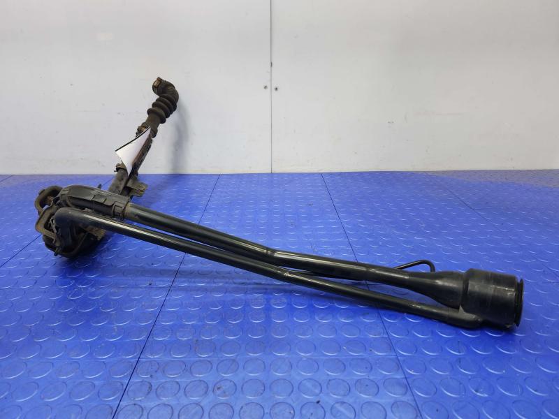 2005-2006 Lexus RX330 Fuel Filler Neck Assembly Filler Pipe OEM 772100E011