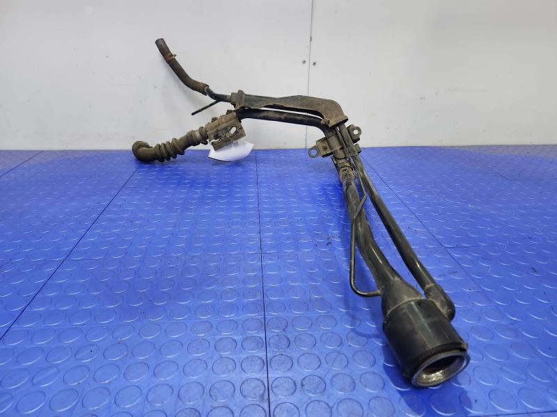 2005-2006 Lexus RX330 Fuel Filler Neck Assembly Filler Pipe OEM 772100E011