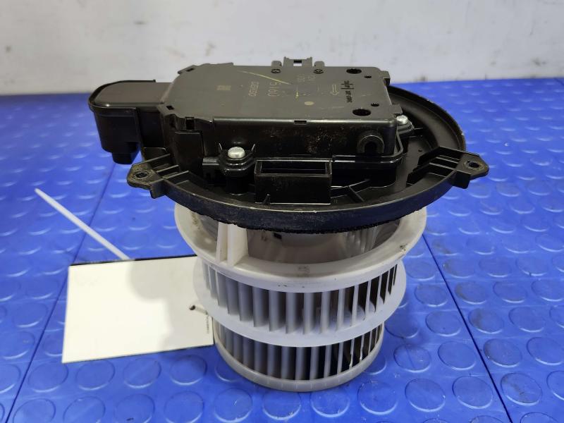 2014 Lexus IS 250 Blower Motor