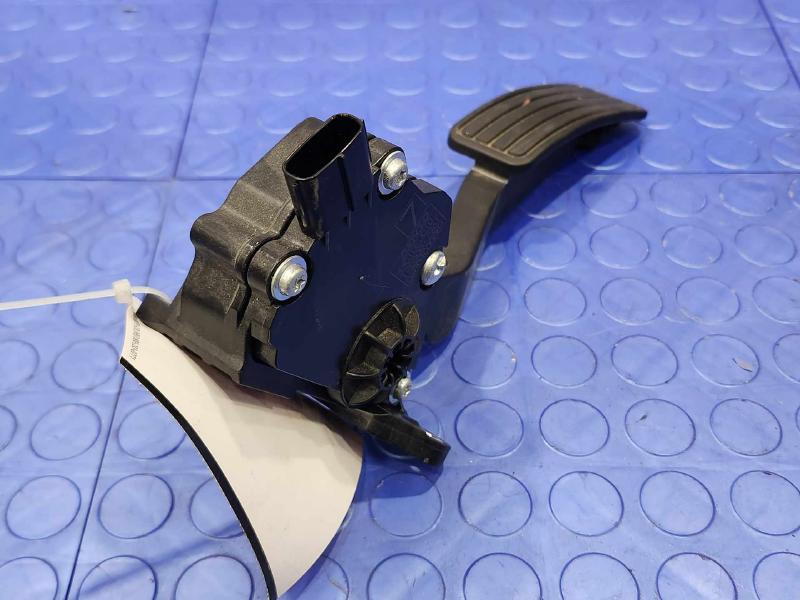 2014 Subaru Crosstrek Pedal Assembly