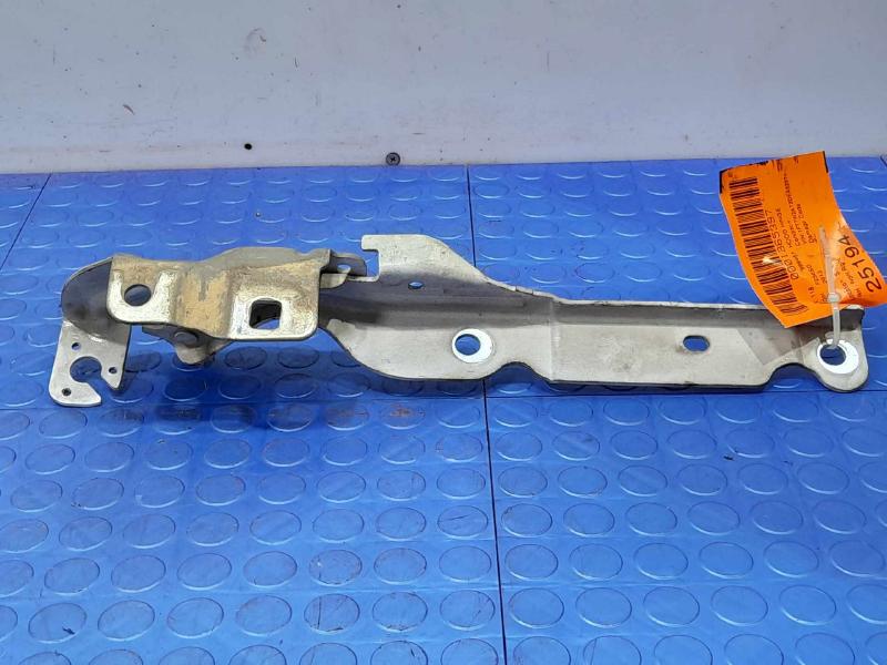 2013 Ford F-250 Super Duty Hood Hinge