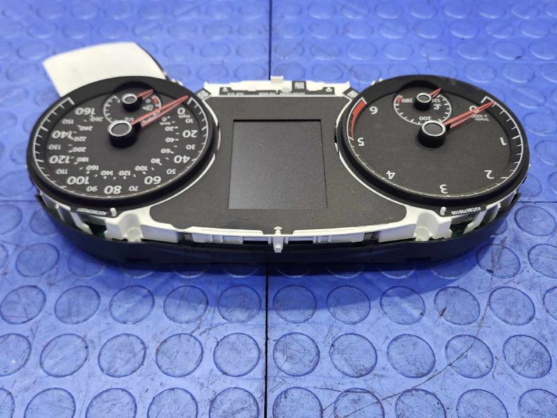 2015 Volkswagen Golf Speedometer