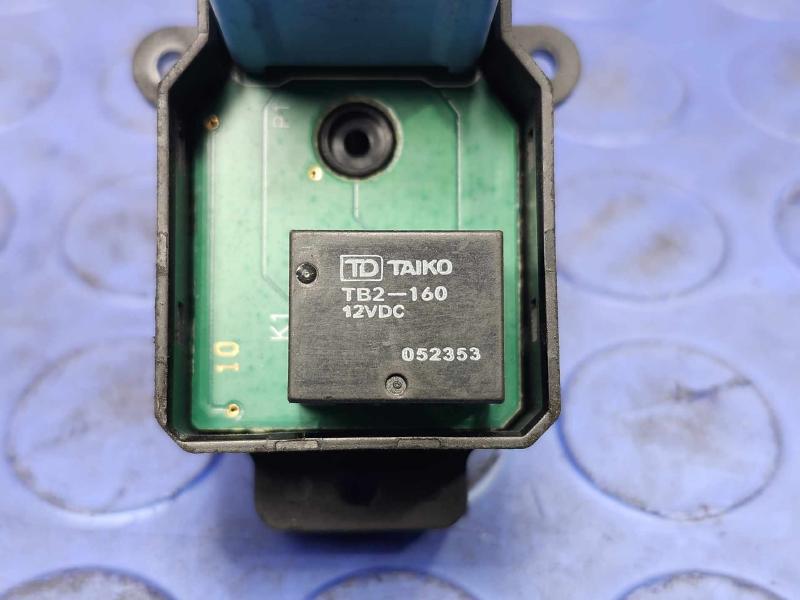 2006 Honda Ridgeline Door Switch Front