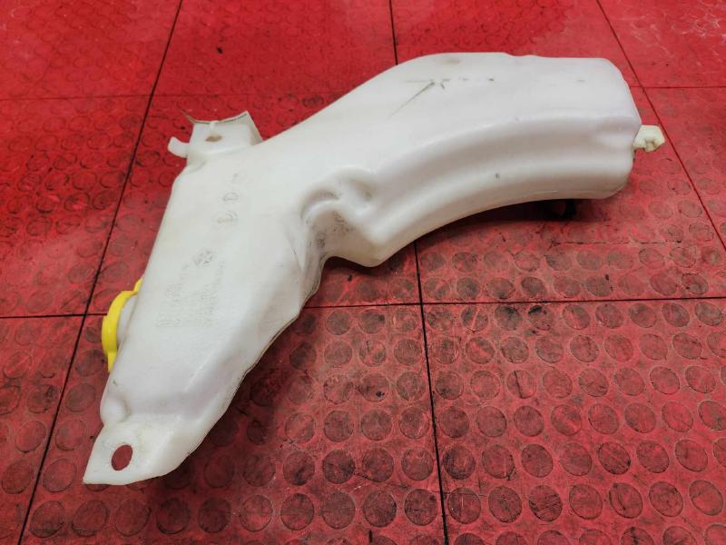 2015 Dodge Journey Washer Bottle