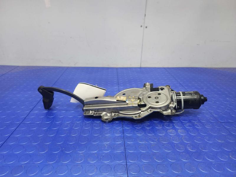 2005 Lexus RX 330 Tailgate Lift Motor