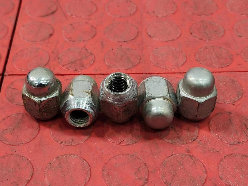 2013 Kia Optima Lug Nuts