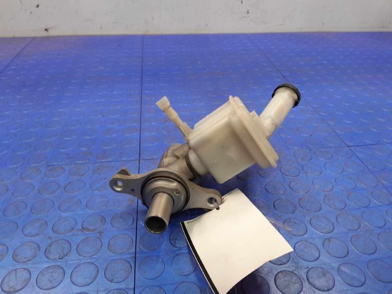 2014-2019 Nissan Versa Brake Master Cylinder Assembly Genuine OEM D60103BA6B