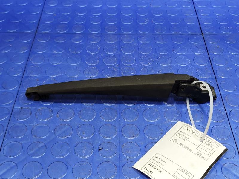 2018 Toyota Highlander Wiper Arm