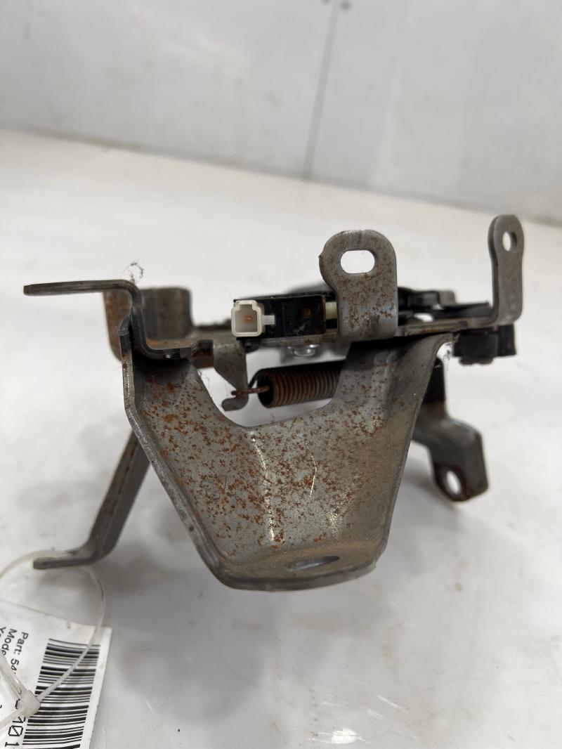 2010 - 2015 Toyota Prius Parking Brake Lever Pedal Assembly OEM 46200-47070