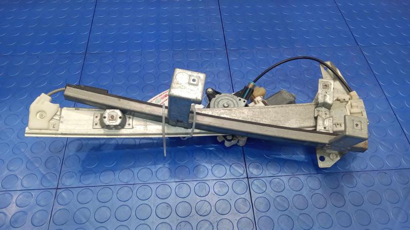 2011 Chevrolet Impala Front Door Regulator