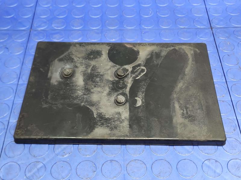 2016 Nissan Rogue Battery Tray