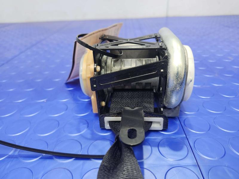 2011 Infiniti QX56 Front Seat Belt Retractor Right Passenger Side Black OEM 868841LA1A