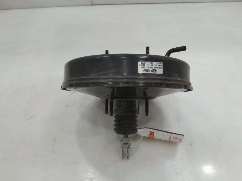 2013 Kia Sportage Power Brake Booster