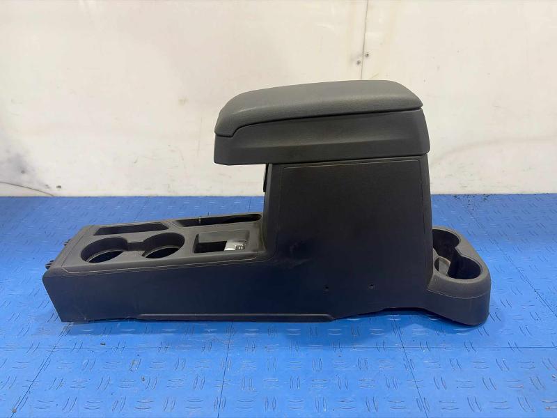 2012 Jeep Compass Front Console