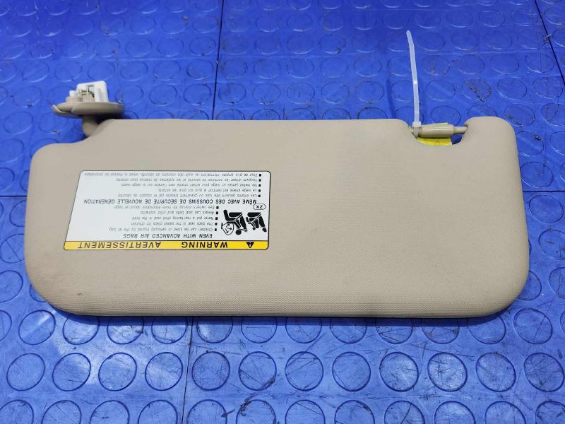 2016 Toyota Prius Sun Visor