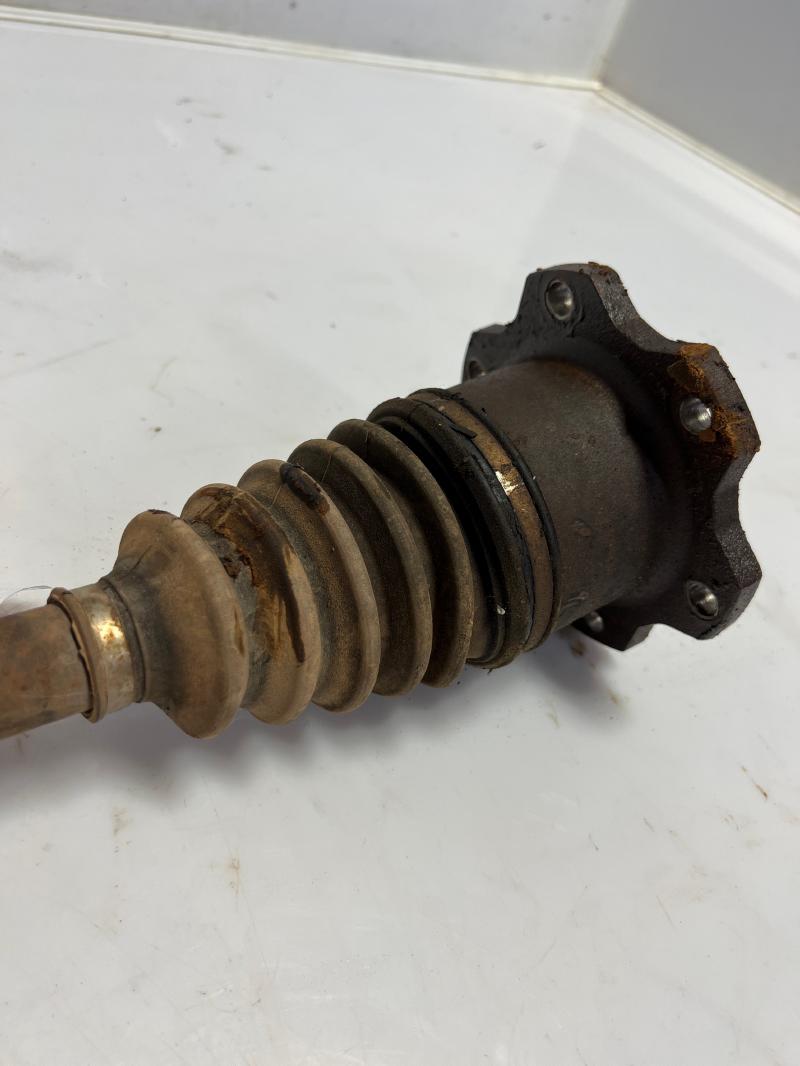 2000 Chevrolet Silverado 1500 Axle Shaft