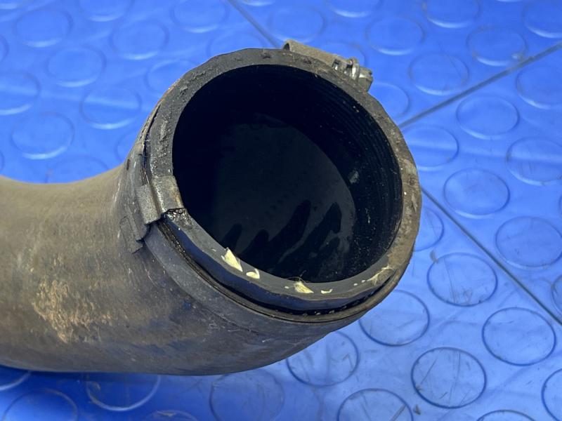 2011-2016 Volvo S60 T5 2.5L Charge Air Hose Intercooler Pipe OEM 31319173