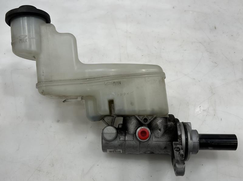 2007 Toyota Camry Master Cylinder
