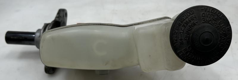 2007 Toyota Camry Master Cylinder