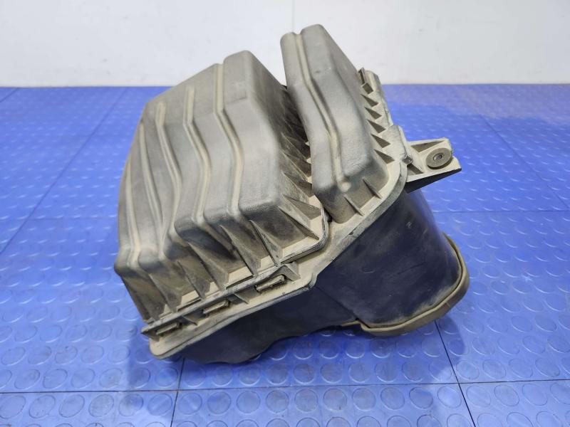 2007 Dodge Grand Caravan Air Cleaner