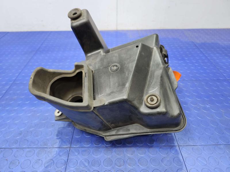 2007 Dodge Grand Caravan Air Cleaner